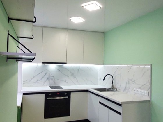 Продам 1-комнатную квартиру-студию после евроремонта ! Каменское