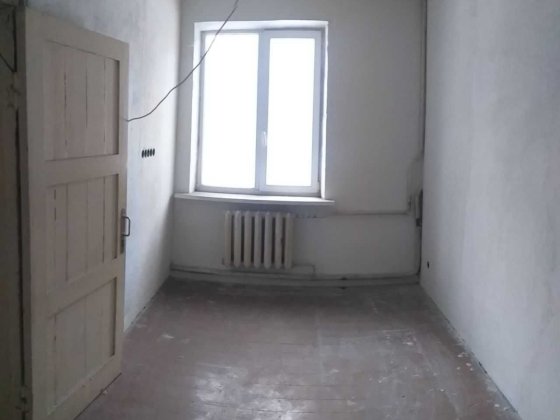 Продам 2 кімнатну квартиру пркт Відродження. Кам'янське