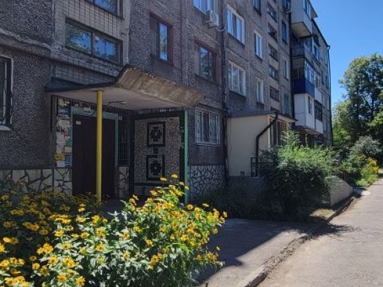 Продаётся уютная 2-ком  квартира по  ул. Алтайская+ погреб D.E. Кам'янське