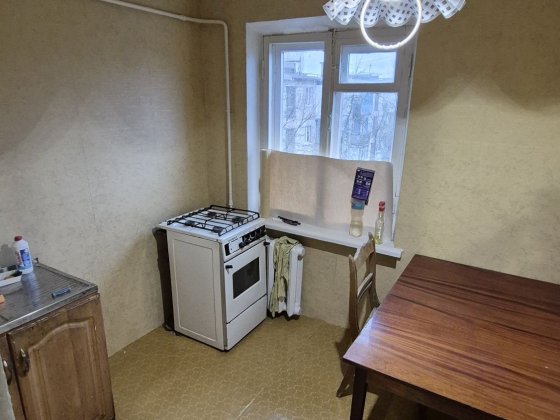 Продам 1-кімнатну квартиру в центрі міста, район муз.школи, Маркетопт Желтые Воды