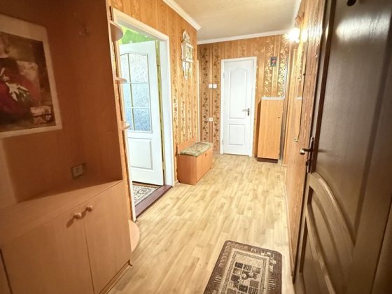 Велика 2к квартира з ремонтом. Газове опалення. Зручне розташування Гостомель