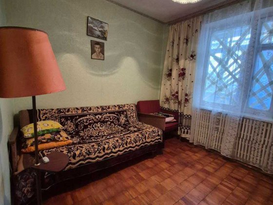 Продам 3-х кімнатну квартиру м.Зміїв Змиев