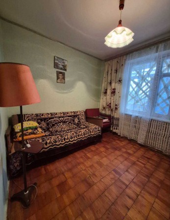 Продам 3-х кімнатну квартиру м.Зміїв - фото 1