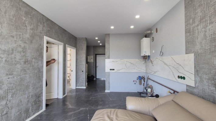 2кк з ремонтом. 2 поверх. Газ. Поруч озеро - фото 1