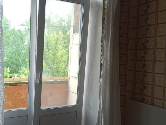 Продам 2х кімн. крупногабаритну ,Соцгород підходить Є- відновлення ! Кам'янське