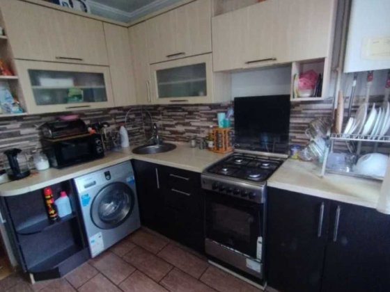 Продам 2-комн. квартиру на Левом берегу, 1мкр. АГО Кам'янське