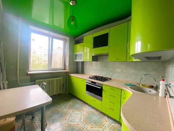 Продам 2х ком! Центр, Пр. Мира! "Чешка" Теплый кирпичный дом! Чорноморськ