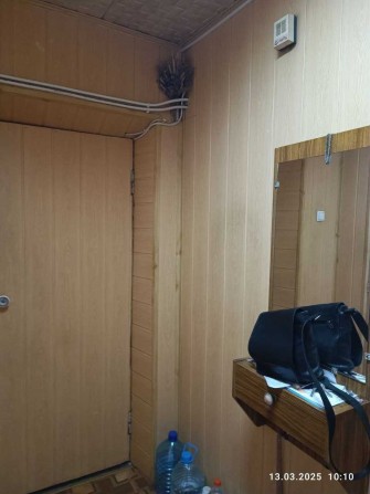 Продам 3-кімнатну квартиру в м. Ізюм - фото 1