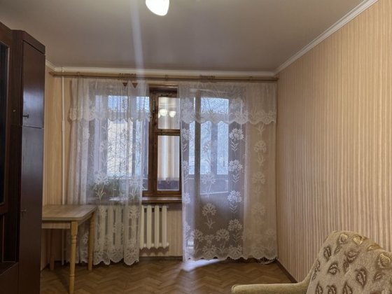 2к.кв, ул.Спортивная, 37т.$ Черноморск