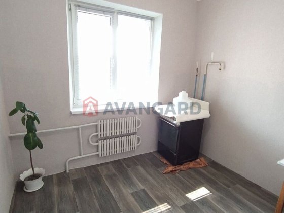 Продам велику 1к. квартиру. Лівий берег. Каменское