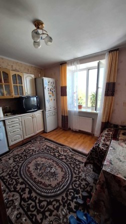 Однокімнатна квартира у передмісті Чорноморська. - фото 1