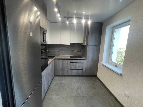 2-х комн. Евроремонт, 11 мкр. Левый берег. Кам'янське