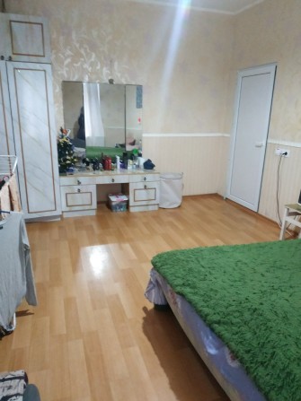 Продам большую 1 комнатную квартиру с пристройкой и отдельным входом - фото 1