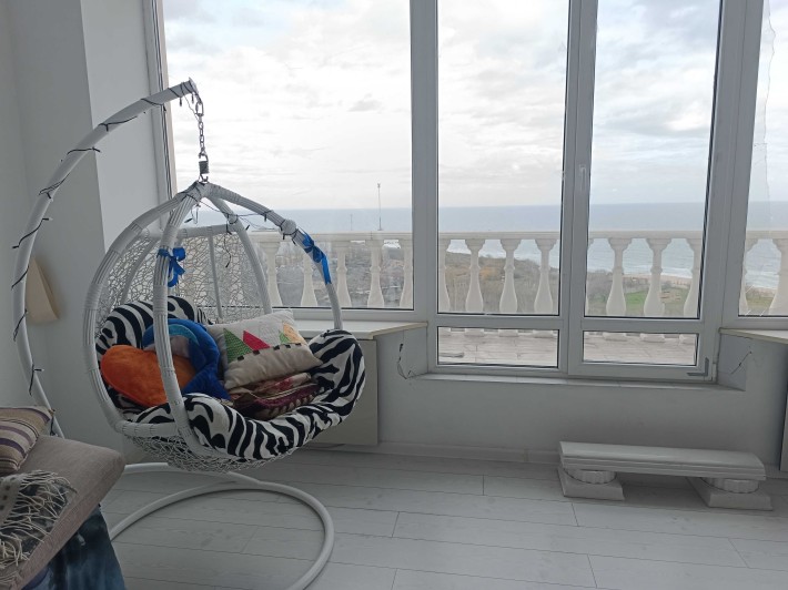 Продам евродвушку с паноромным видом на море Черноморск! - фото 1