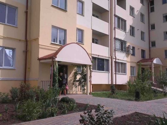 Продаеться однокімнатна квартира з газовім котлом на зручному поверсі. Черноморск