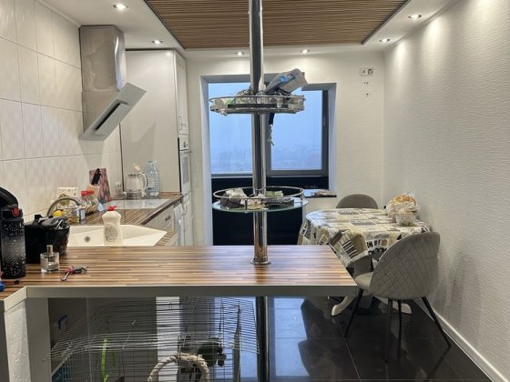 Продам 3х к кв с Евроремонтом. Видовая. Л/Б Каменское