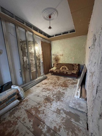 Продається 2 кімнатна квартира р -н Черьомушки без ремонта - фото 1