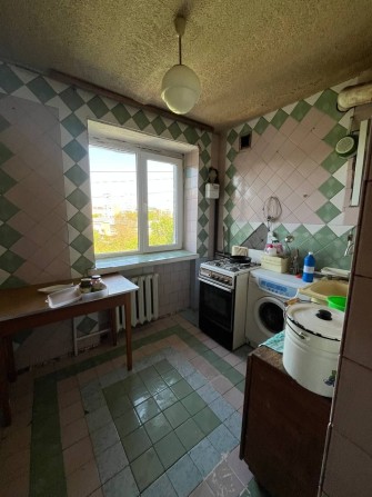 Продам 2 кімнатну квартиру в центрі міста - фото 1