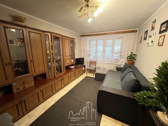 Продам простору, затишну 3-кімнатну квартиру! Кам'янець-Подільський