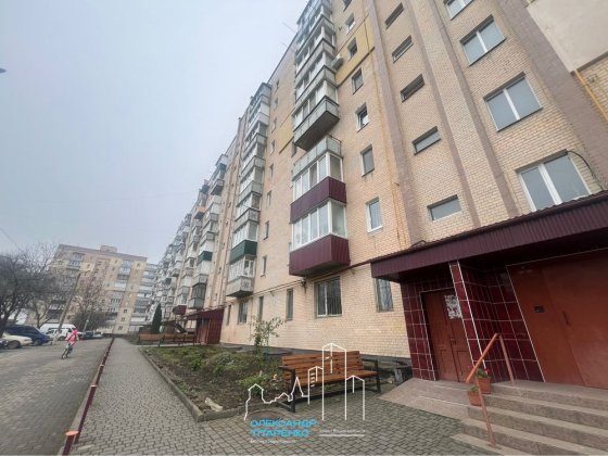 Продам двокімнатну квартиру (чешка), мікрорайон! Каменец-Подольский