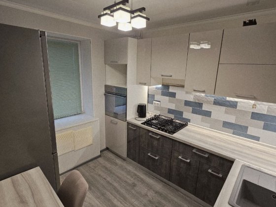 1 к квартира  з ремонтом Черноморск