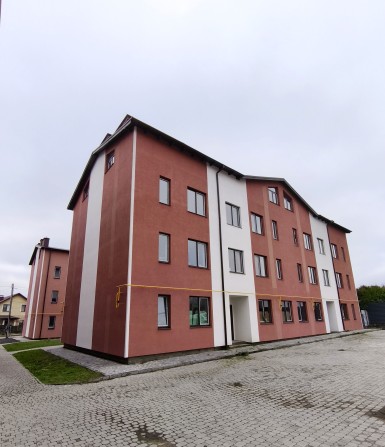 Біля озера  3-кімнатна дворівнева квартира в готовому ЖК. Газ - фото 1