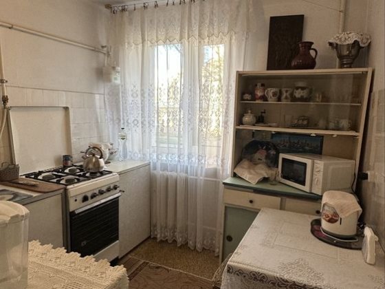 Фасадна 2-кімнатна квартира | 1 поверх, море та парк поруч Черноморск