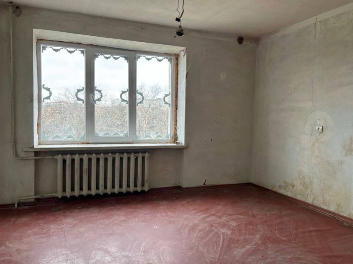 Продам 2-кімнатну квартиру на мікрорайоні - фото 1