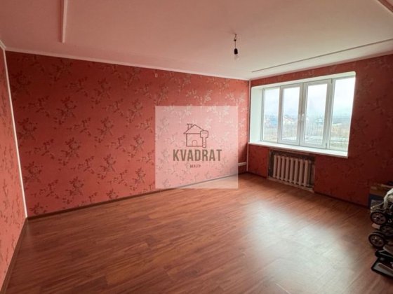 Продам 3-х кімнатну квартиру з хорошим плануванням Кам'янець-Подільський