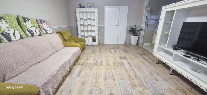 Современная квартира - фото 1