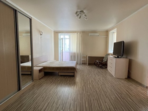 Просторная 1к квартира Черноморск