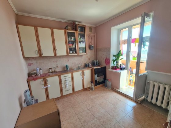 Продам 1комнатную квартиру Черноморск  Моноліт Черноморск