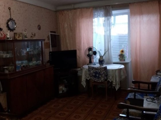 Продам 2к квартиру в центре Конотоп