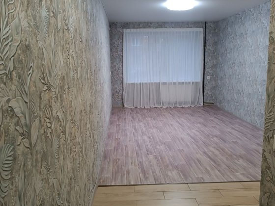 Продам 2-кімнатну квартиру в центрі міста Конотоп