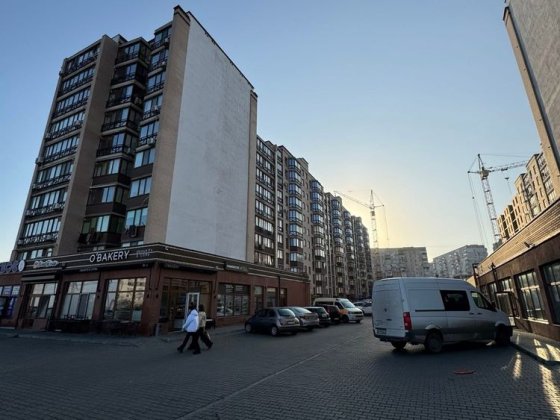 Простора квартира на першій лініі від моря Черноморск