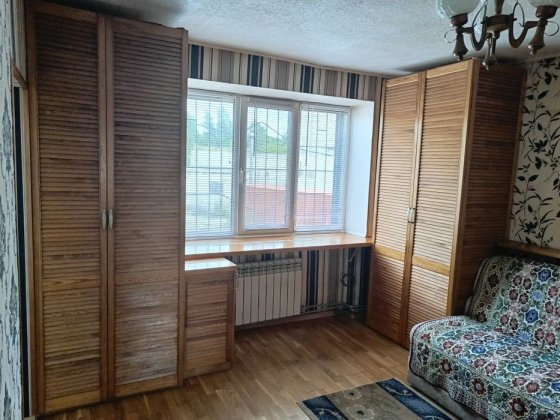 Продається 1-к квартира з РЕМОНТОМ в с. Горенка Гостомель