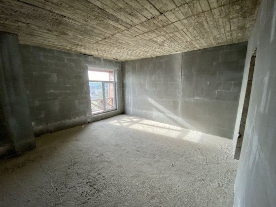 2-х кімнатна квартира 86м.кв Коломыя