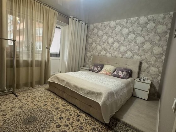 Сучасна 2к.квартира на 2 поверсі Черноморск