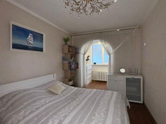 Продається 3-кімнатна квартира в центрі Черноморск