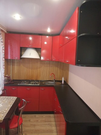 Сдам 2-ком Черёмушки ремонт, мебель, техника. Срочно - фото 1