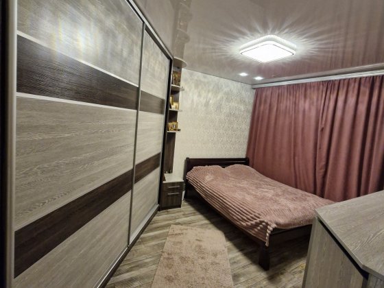 Продам квартиру в центрі м. Берестин Харківська область Берестин