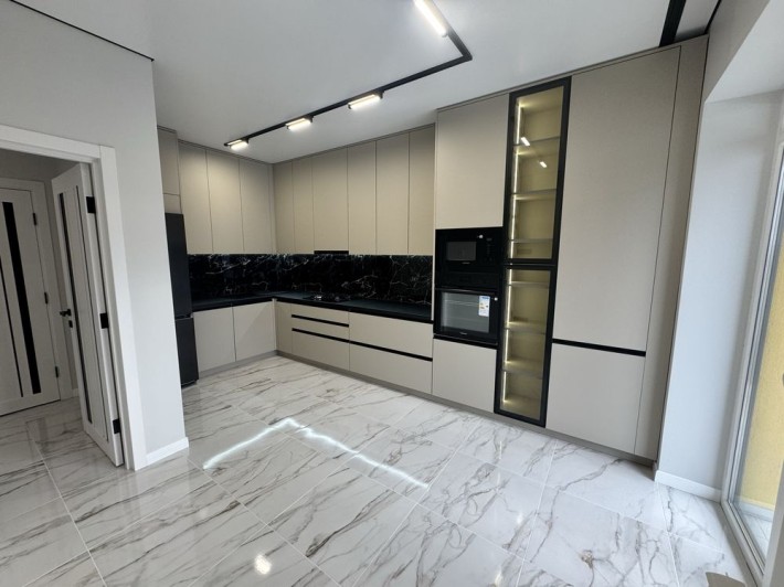 Стильна квартира з ремонтом в новобудові! Кременець! - фото 1