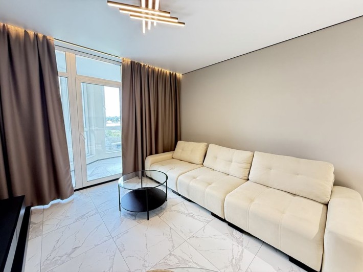 Продаж 1-кімнатної квартири Lucky Land ( Лакі Ленд) Берковецька 4д - фото 1