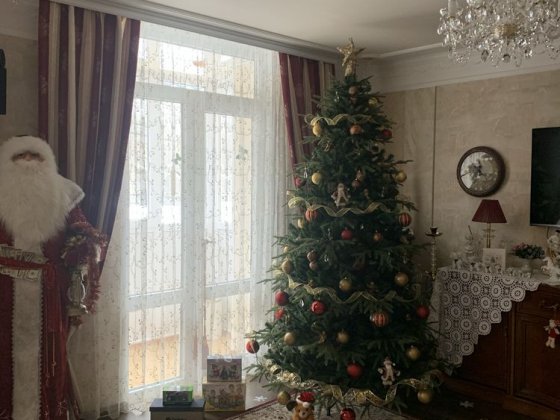 Продам четырехкомнатную квартиру в самом центре Краматорска Краматорськ