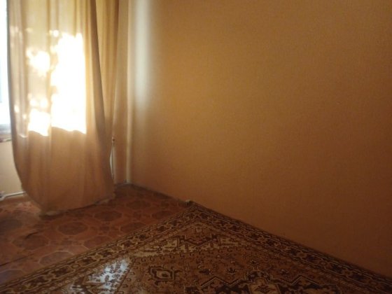 1комнатная 1 этаж перекрёсток Парковой и  Академической Краматорськ