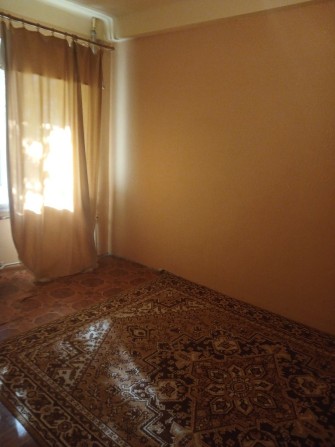 1комнатная 1 этаж перекрёсток Парковой и  Академической - фото 1