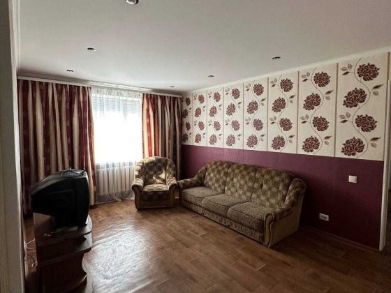 Продам квартиру 3х кімнатну Лубни