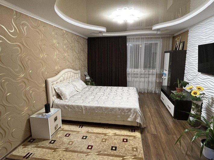 Продаж 3-кімнатної квартири з меблями | 61 м² | 3/5 поверх - фото 1