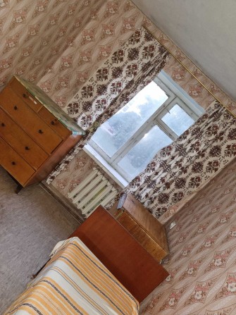 Срочно продам 2-х комнатную квартиру на 1-м микрорайоне - фото 1