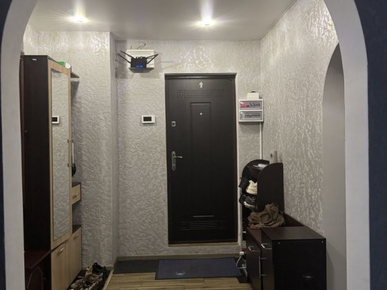 Продам 3-х кімнатну квартиру Лозовая